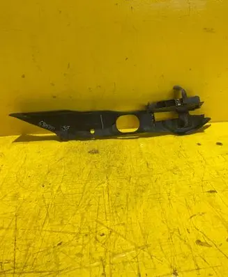 Ford Focus Fender trim (molding) 8M51A02476A