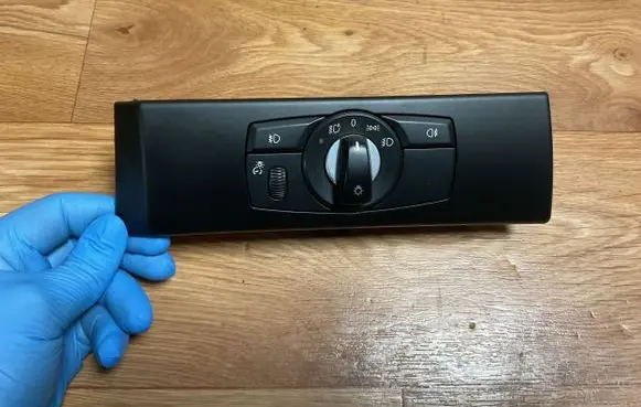 BMW 5 E60 E61 Light switch 6988565 33295201