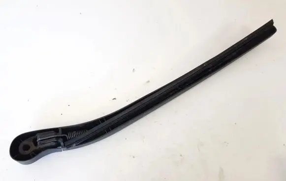 Rear wiper blade arm