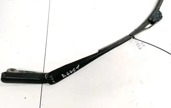 Ford Mondeo Mk III Front wiper blade arm 1S7117526CC