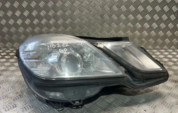 Mercedes-Benz E W212 Headlight/headlamp A2128200261