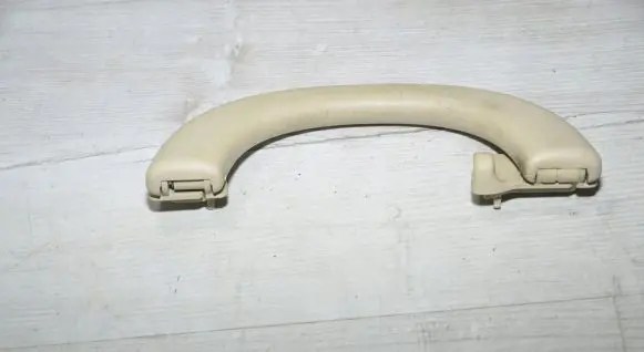 Mercedes-Benz CLS C219 Rear interior roof grab handle 2118100151