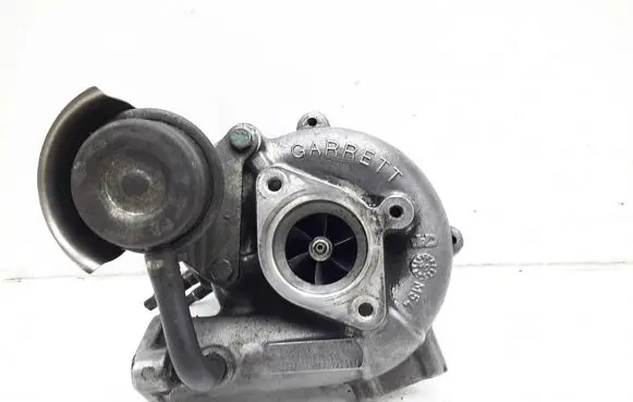 Nissan Almera Tino Turbo 14411BN800