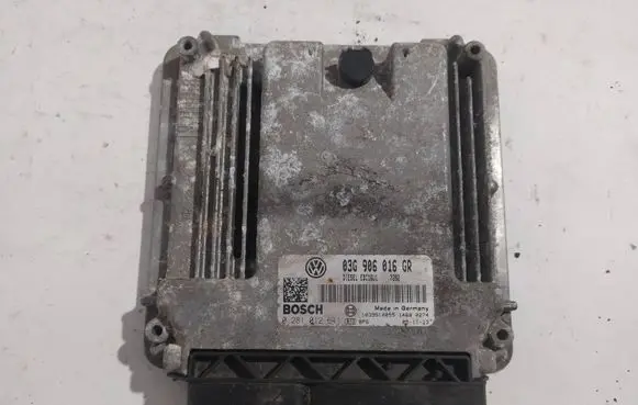 Volkswagen Golf Plus Engine control unit/module 03G906016GR 0281012641