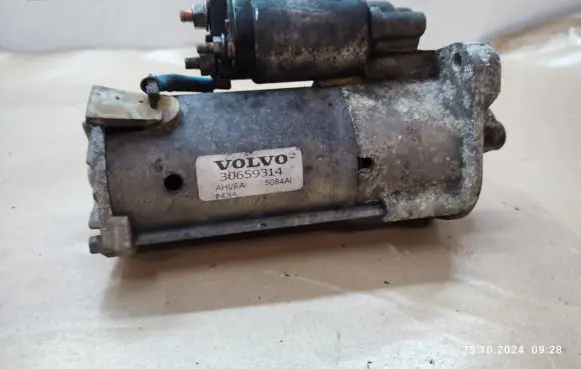 Volvo XC60 Starter motor 30659314