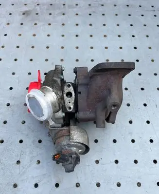 Isuzu D-Max Turbo air boost pressure sensor 493351A