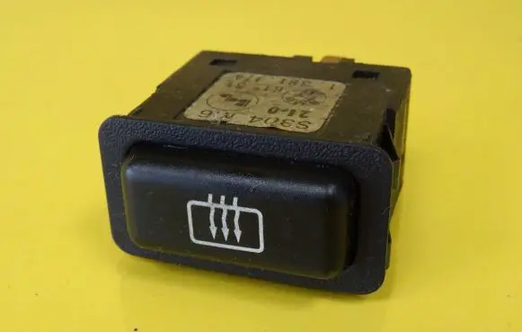 BMW 3 E30 Windscreen/window heater switch 1381174