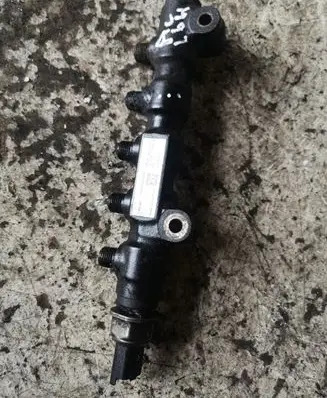 Citroen C4 I Picasso Fuel main line pipe 9654592680