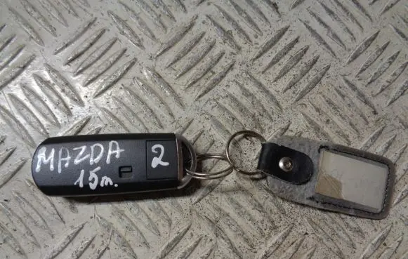 Mazda 2 Ignition key/card 