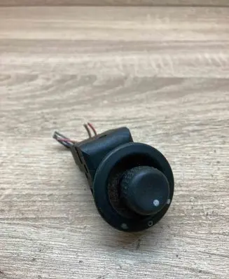 Renault Scenic I Wing mirror switch 7700847433F