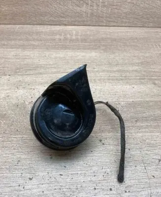 BMW 5 F10 F11 Horn signal 703881157 011157 WithPlug