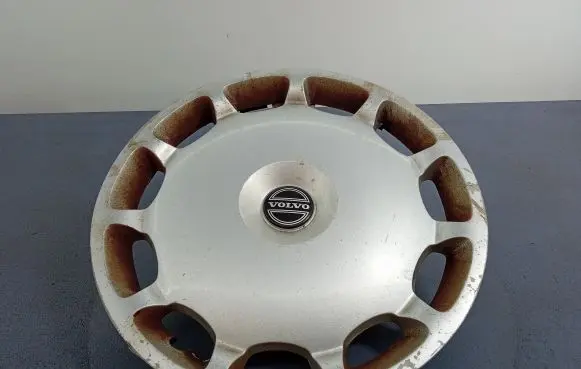 Volvo S80 R17 wheel hub/cap/trim 08666832