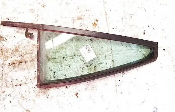 Volvo XC90 Rear vent window glass dot682m5540as3