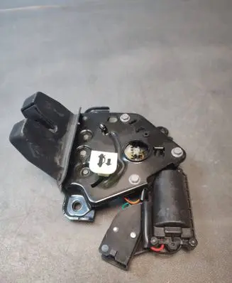 Tesla Model Y Tailgate/trunk/boot lock/catch/latch 1500604CNB