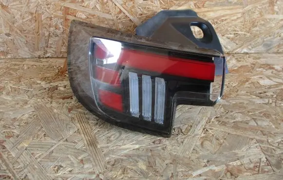 Rear/tail lights