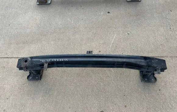 Skoda Superb B6 (3T) Front bumper cross member