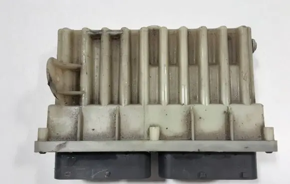 Opel Astra G Fan control module 09131732