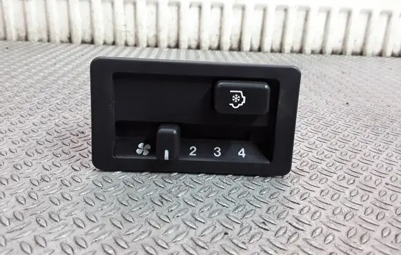 Land Rover Discovery Climate control unit