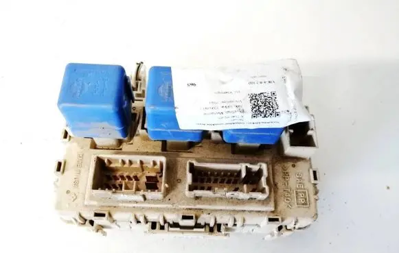 Nissan X-Trail T30 Fuse box set