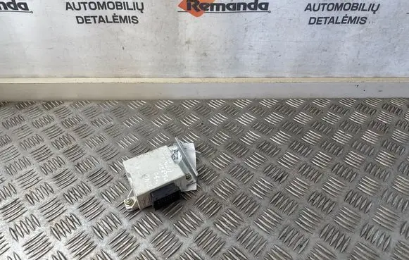 Toyota Corolla Verso AR10 Window wiper relay 859400F010