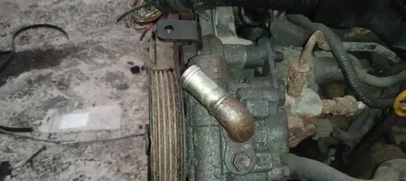 Toyota Avensis T250 Power steering pump