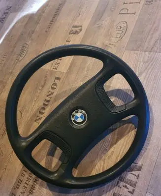 BMW 5 E34 Steering wheel 11590659