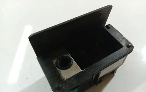 Audi A8 S8 D3 4E Car ashtray 4E0857406