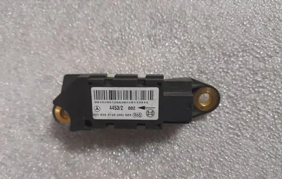 Mercedes-Benz E W211 Airbag deployment crash/impact sensor a0018209126 0018209126
