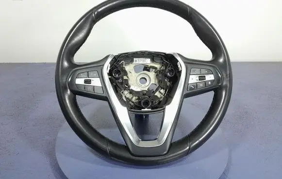 BMW X3 E83 Steering wheel