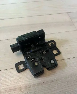 Land Rover Range Rover Sport L320 Tailgate/trunk/boot lock/catch/latch 5H32431B60AC 5H32431B60