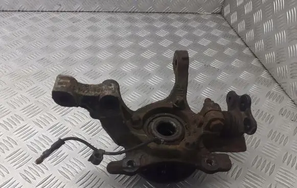 Opel Astra H Front wheel hub spindle knuckle