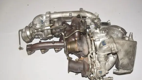 BMW 5 G30 G31 Turbo 8583634 8575478 8575477