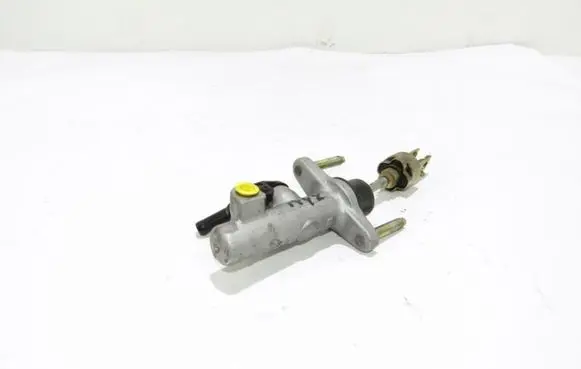 Toyota Yaris Verso Clutch slave cylinder 