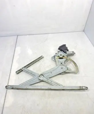 Toyota Verso Front door window regulator with motor 698200F020
