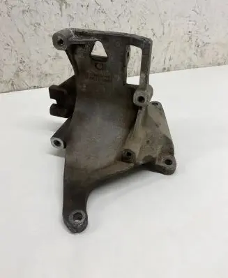Subaru Forester SG Engine mounting bracket 5370035901