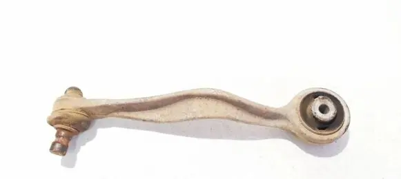 Volkswagen PASSAT B5 Front lower control arm/wishbone