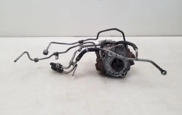 Fuel injection high pressure pump