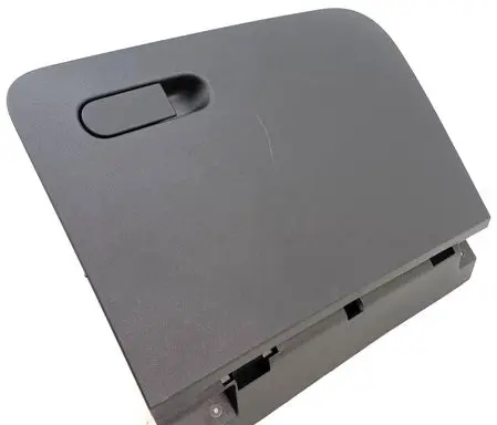 Glove box