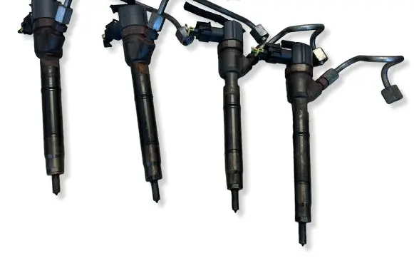 Hyundai i40 Fuel injectors set 0445110320