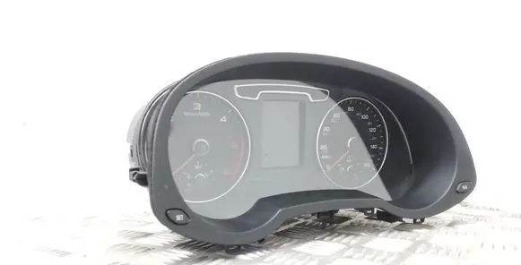 Audi Q3 8U Speedometer (instrument cluster) 8U0920990E