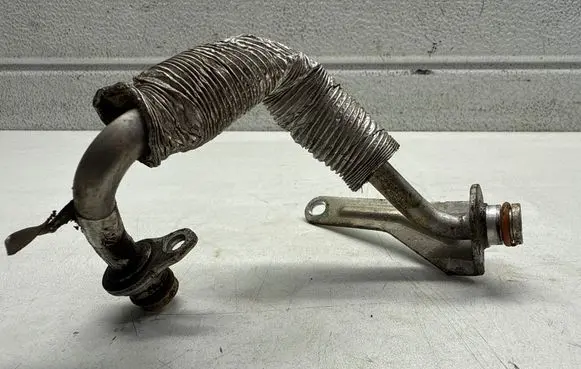 Brake vacuum hose/pipe