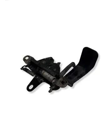 Toyota RAV 4 (XA20) Engine bonnet/hood lock/catch 