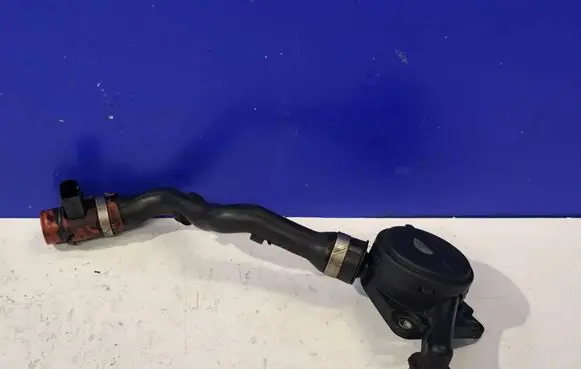 Mercedes-Benz CLS C219 Turbo solenoid valve A6420102091