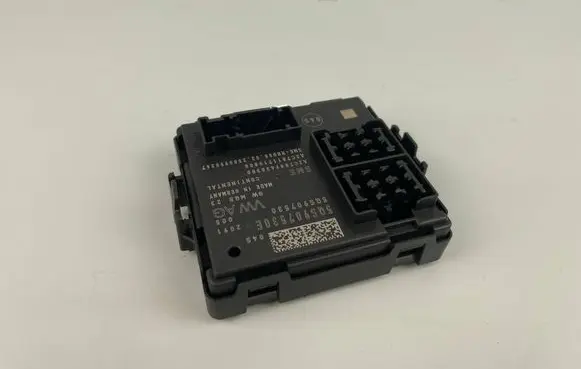 Volkswagen PASSAT B9 Gateway control module 5QS907530E 5QS907530