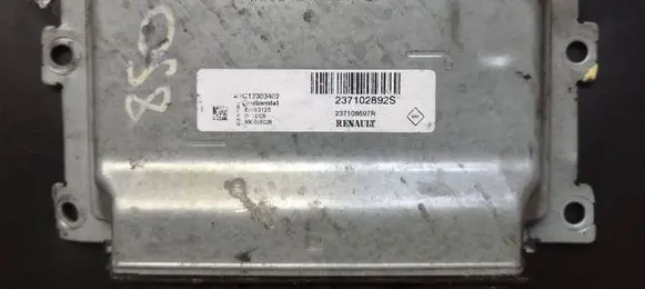 Renault Sandero II Engine control unit/module 237102892S A2C12303402