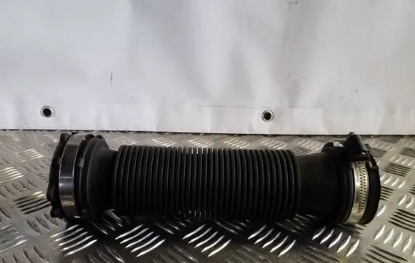 Nissan Juke I F15 Air intake hose/pipe 8200721179C