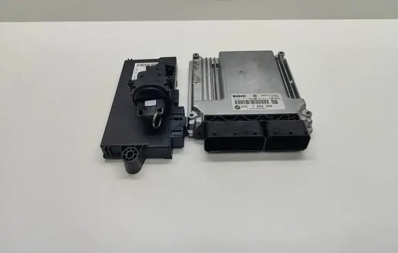 BMW 5 E60 E61 Engine ECU kit and lock set 6943814 694381401 61356943814
