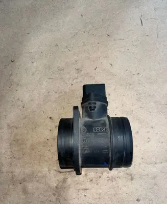 Volkswagen Touran I Mass air flow meter 0281002531
