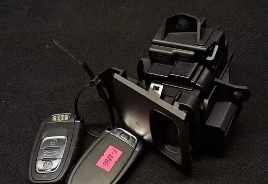 Audi A4 S4 B8 8K Ignition key card reader 8K0909131D 8K1905219A