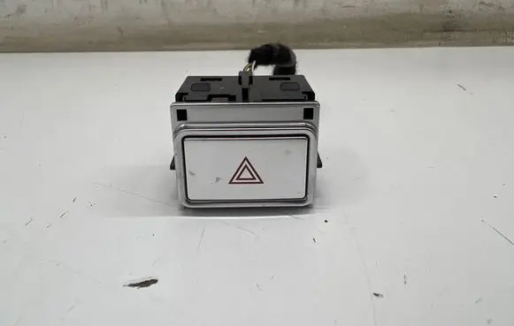 Jaguar I-Pace Hazard light switch J9D311K656AB